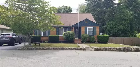 4 Collier Way, Coventry, RI 02816 photo 2