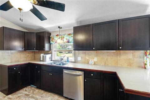 36 Mullen Rd, Warwick, RI 02888 photo 8