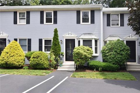 604 Woodhaven Ct #604, Cranston, RI 02920