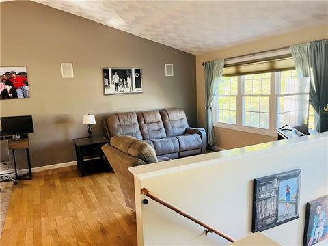 44 Mckay Ct, Warwick, RI 02889 photo 7