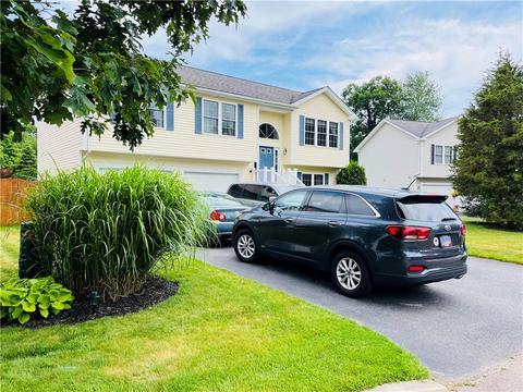 44 Mckay Ct, Warwick, RI 02889 photo 2