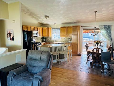 44 Mckay Ct, Warwick, RI 02889 photo 8