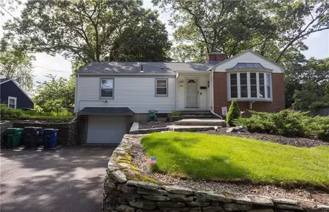 245 Lansdowne Rd, Warwick, RI 02888 photo 3