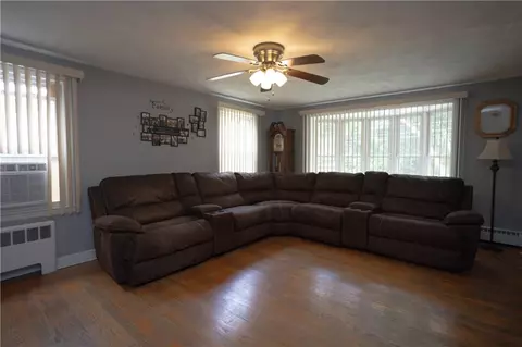 245 Lansdowne Rd, Warwick, RI 02888 photo 13