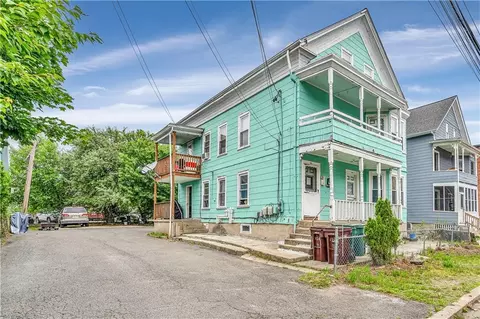 124 Brook St, Woonsocket, RI 02895 photo 2