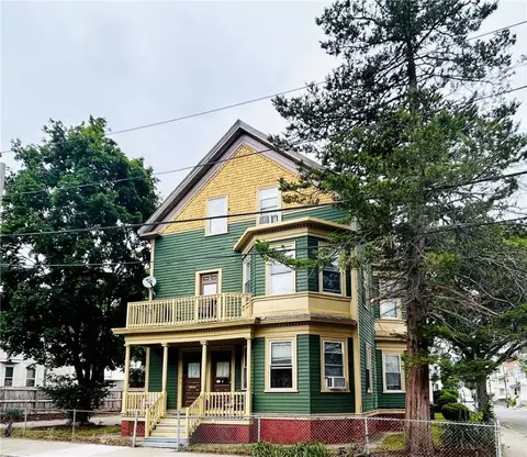 18 Priscilla St, Providence, RI 02909