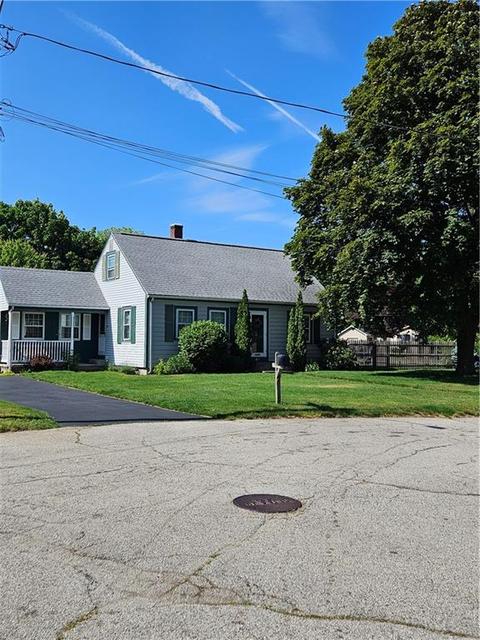 69 Trent Ave, Warwick, RI 02889