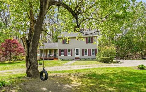 20 Roberts Way, North Kingstown, RI 02852