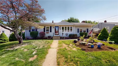 46 Lorraine Ave, Coventry, RI 02816