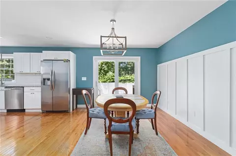 113 Pender Ave, Warwick, RI 02889 photo 8