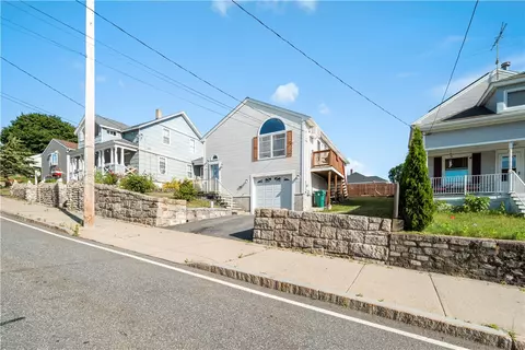 85 Aylsworth Ave, Woonsocket, RI 02895