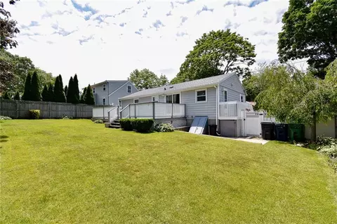 92 Manolla Ave, Warwick, RI 02888 photo 24