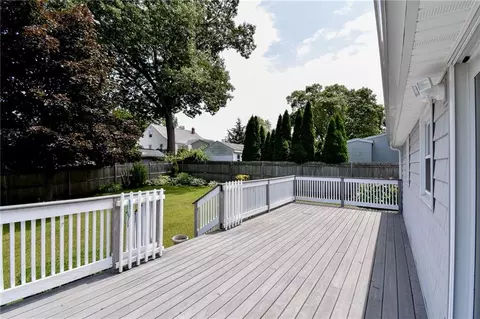 92 Manolla Ave, Warwick, RI 02888 photo 29