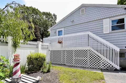92 Manolla Ave, Warwick, RI 02888 photo 28