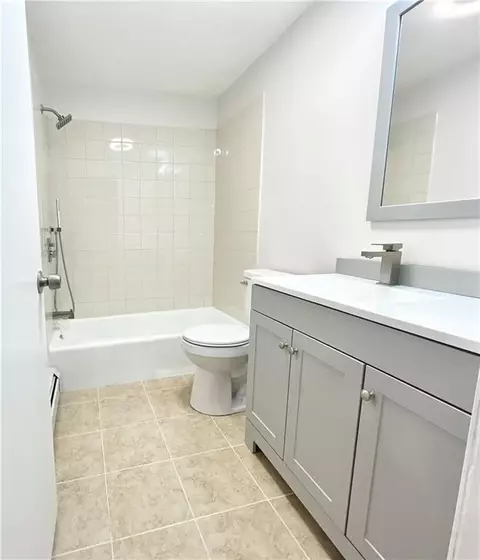 30 Wilcox St, Woonsocket, RI 02895 photo 3
