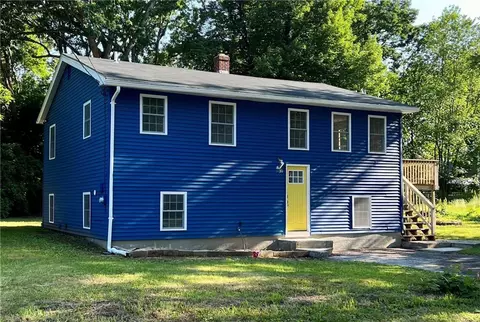 30 Wilcox St, Woonsocket, RI 02895