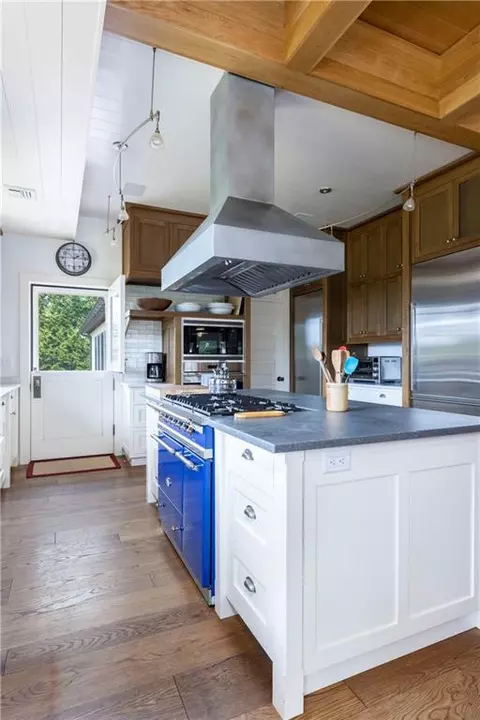 30 Avondale Rd, Westerly, RI 02891 photo 21