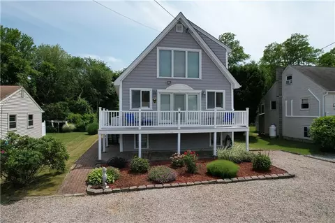 40 Spruce Rd, South Kingstown, RI 02879