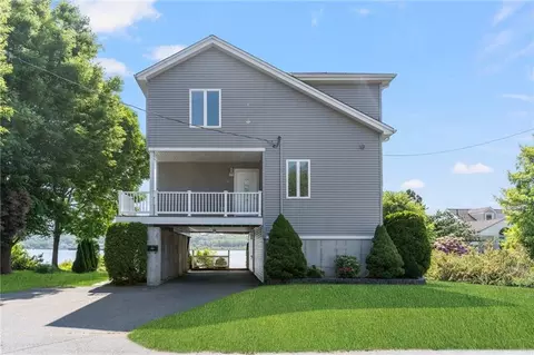 1330 Riverside Ave, Somerset, MA 02726