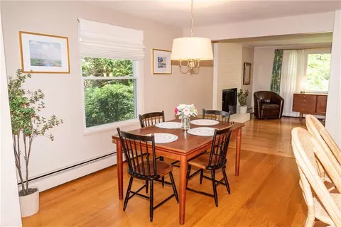 22 E Side Dr, Barrington, RI 02806 photo 9