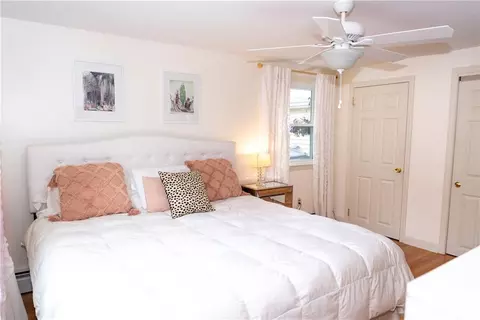 22 E Side Dr, Barrington, RI 02806 photo 16