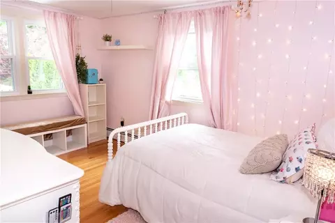 22 E Side Dr, Barrington, RI 02806 photo 17
