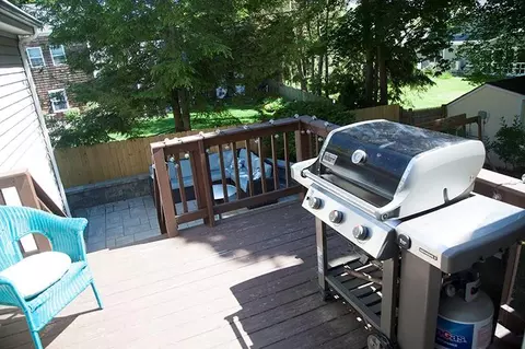 22 E Side Dr, Barrington, RI 02806 photo 33
