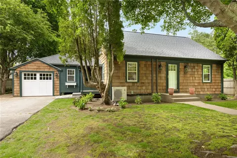 50 Normandy Rd, South Kingstown, RI 02879