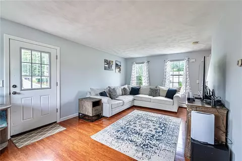 4 Mountain Laurel Dr, Coventry, RI 02816 photo 8