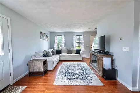 4 Mountain Laurel Dr, Coventry, RI 02816 photo 7
