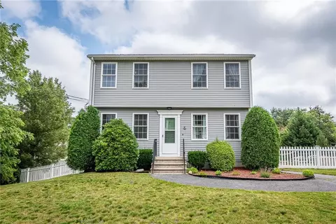 4 Mountain Laurel Dr, Coventry, RI 02816 photo 1