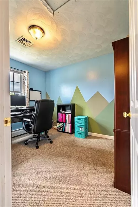 4 Mountain Laurel Dr, Coventry, RI 02816 photo 19