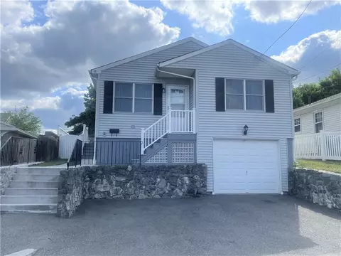 98 Cornwall St, Providence, RI 02908