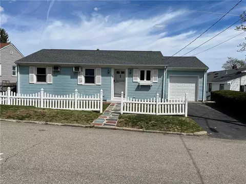 394 Buchanan St, Pawtucket, RI 02860