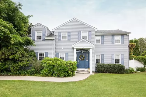 500 County Rd, Barrington, RI 02806