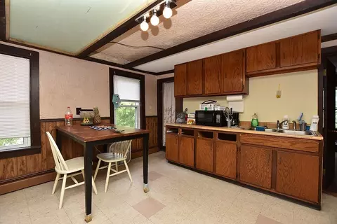 115 6th Ave, Woonsocket, RI 02895 photo 5