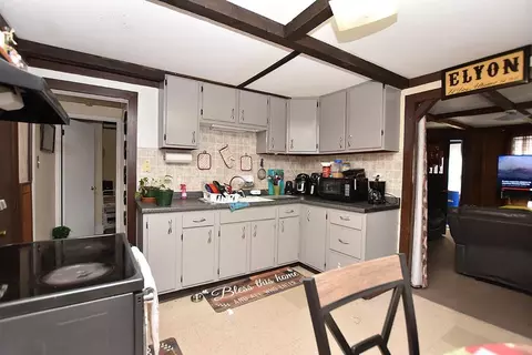 115 6th Ave, Woonsocket, RI 02895 photo 3