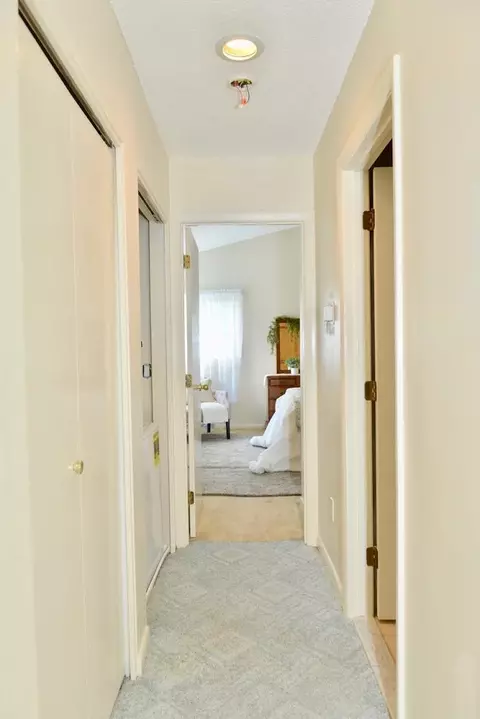 876 Halifax Dr, Warwick, RI 02886 photo 11