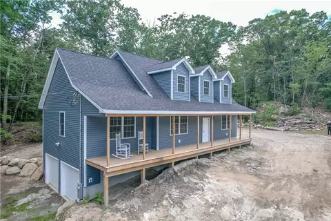 786 Greenville Ave, Johnston, RI 02919