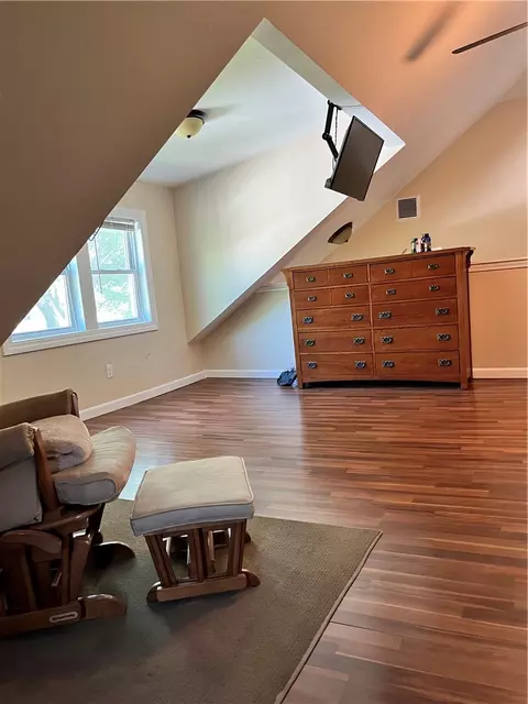 35 Manila Ave, Woonsocket, RI 02895 photo 20