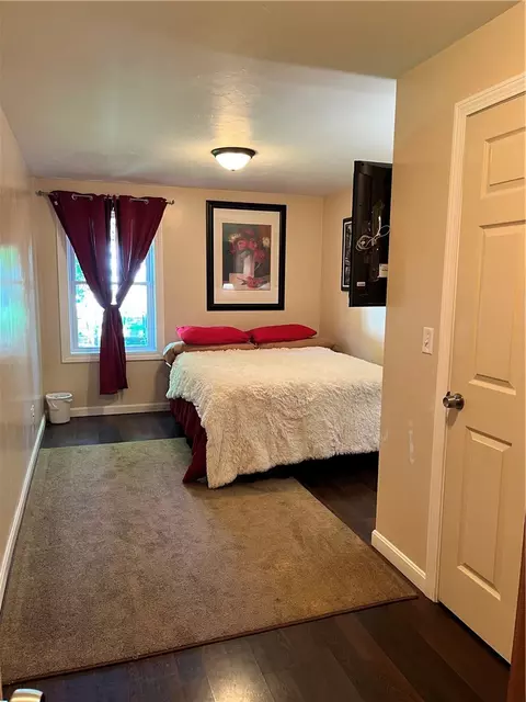 35 Manila Ave, Woonsocket, RI 02895 photo 17