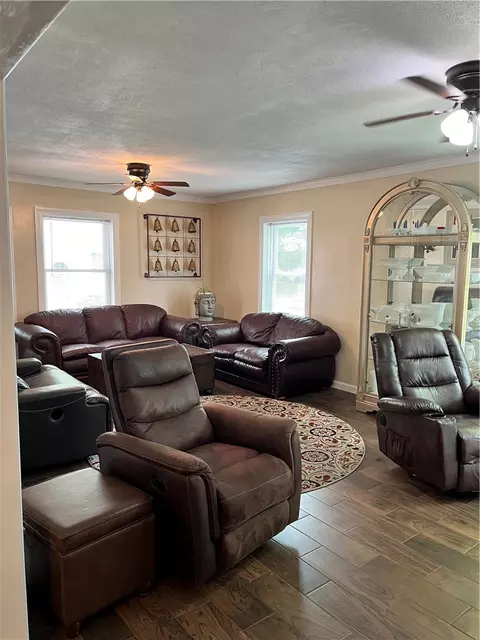 35 Manila Ave, Woonsocket, RI 02895 photo 14