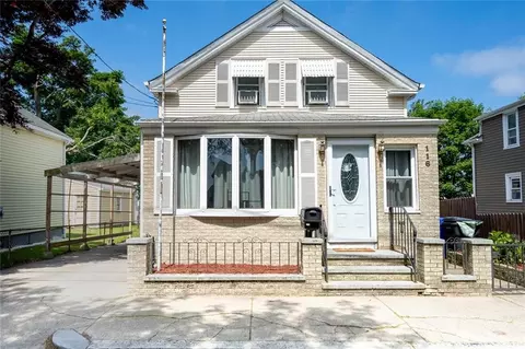 116 Ivy St, East Providence, RI 02914