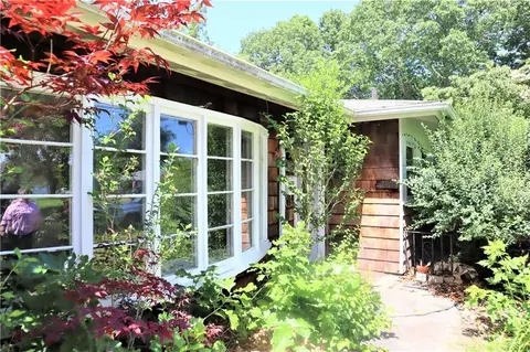 40 Aspinet Dr, Warwick, RI 02888 photo 20