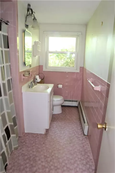 40 Aspinet Dr, Warwick, RI 02888 photo 16