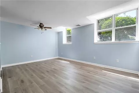 3524 W Shore Rd #114, Warwick, RI 02886