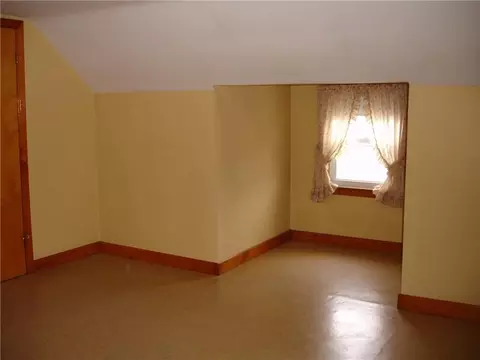 68 Bernice Ave, Woonsocket, RI 02895 photo 10