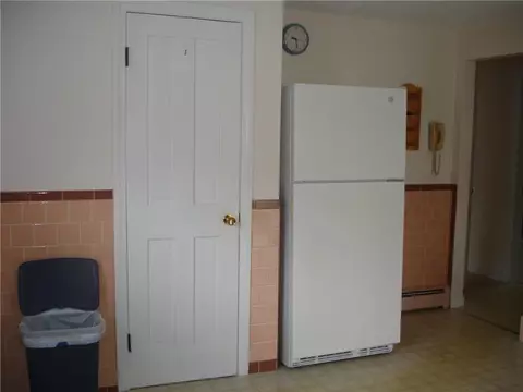 68 Bernice Ave, Woonsocket, RI 02895 photo 3