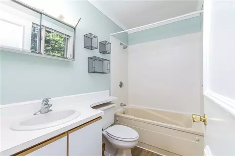60 Margin St #101, Westerly, RI 02891 photo 28