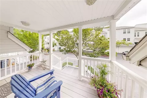 881 Greenwich Ave #12, Warwick, RI 02886
